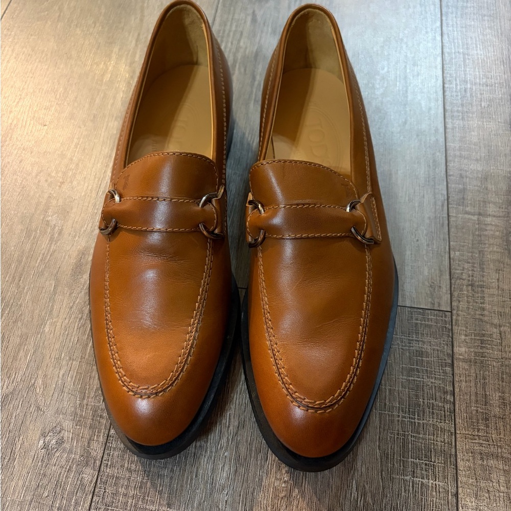 Tod's Men's Shoes Loafers 8 Brown Leather Penny Bar Italy Monogram Stamp